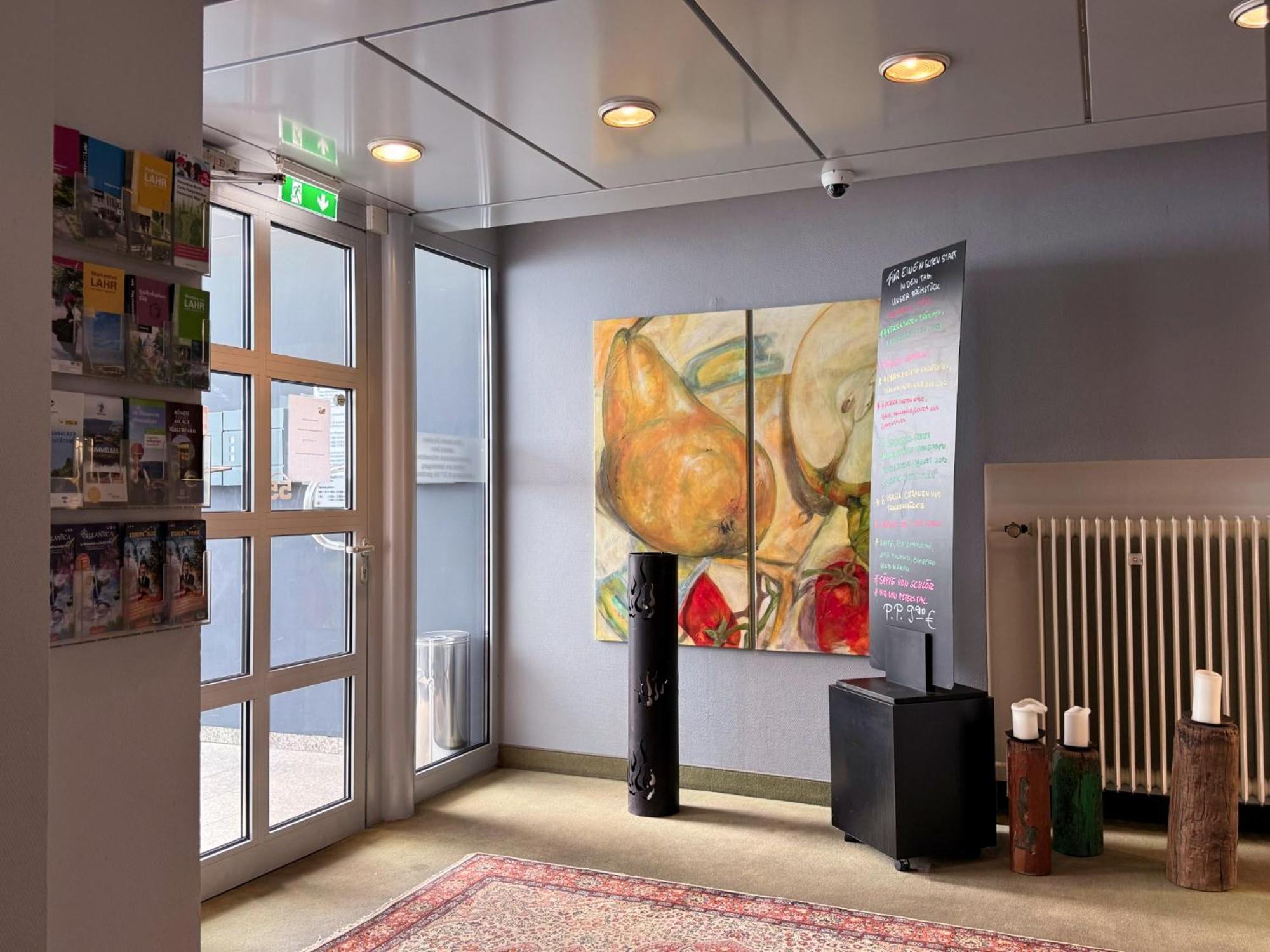 Eisberg Hotel Schwanen ラール エクステリア 写真