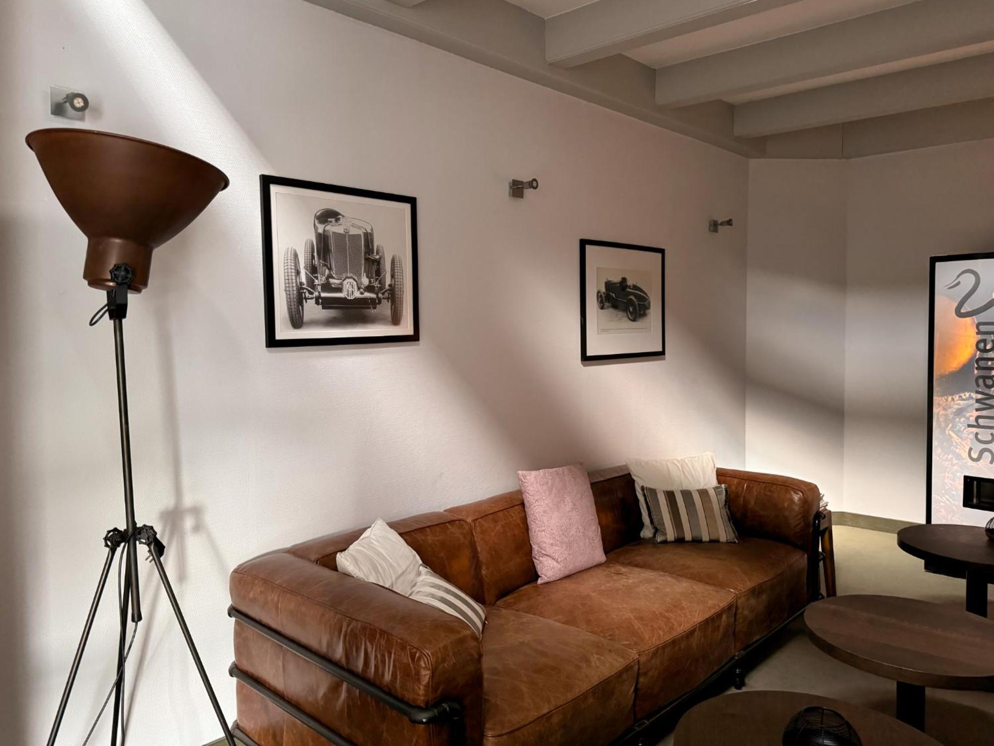 Eisberg Hotel Schwanen ラール エクステリア 写真